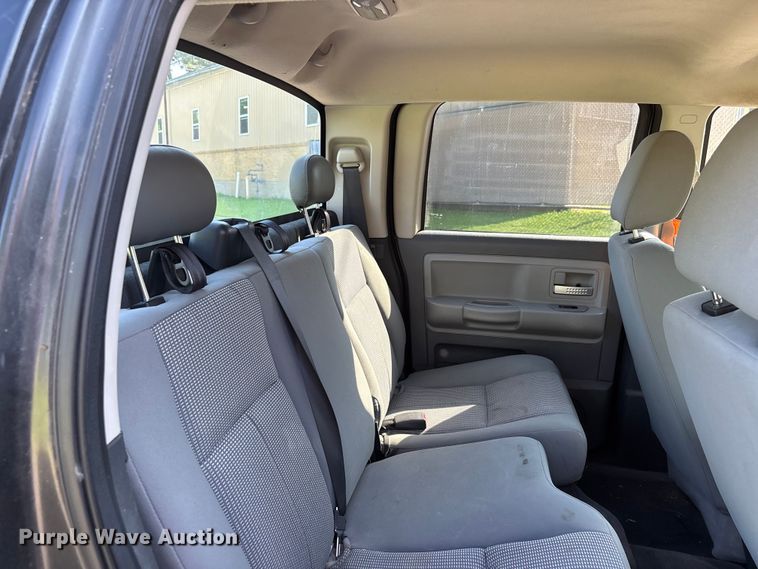 image for item ER3079 2011 Dodge Dakota Crew Cab pickup truck