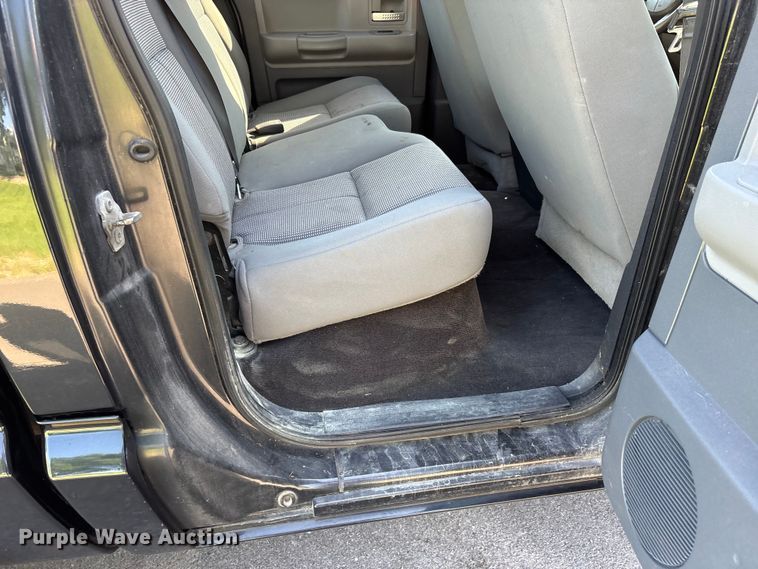 image for item ER3079 2011 Dodge Dakota Crew Cab pickup truck
