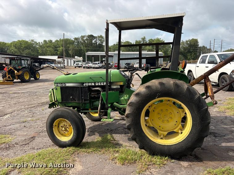 image for item ET0003 1988 John Deere 2155 tractor