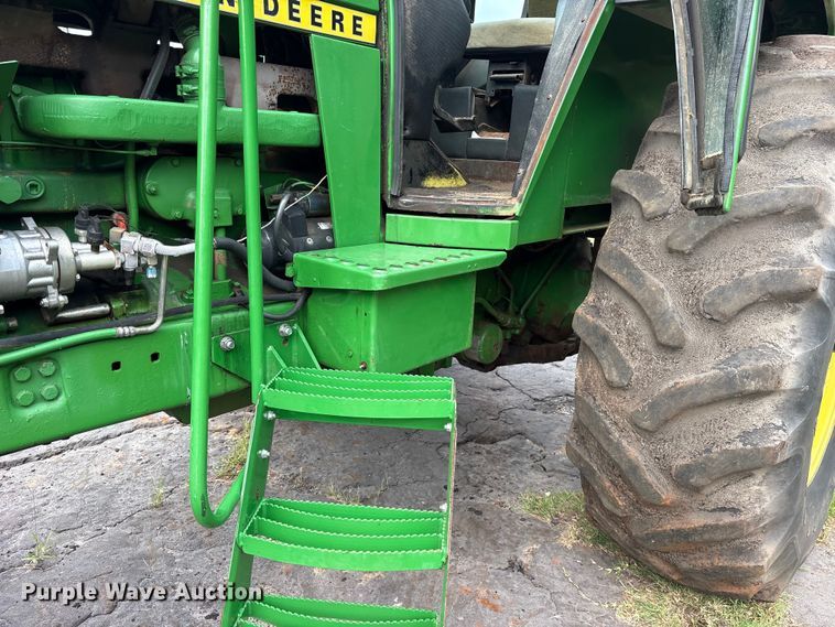 image for item ET0004 1975 John Deere 4430 tractor