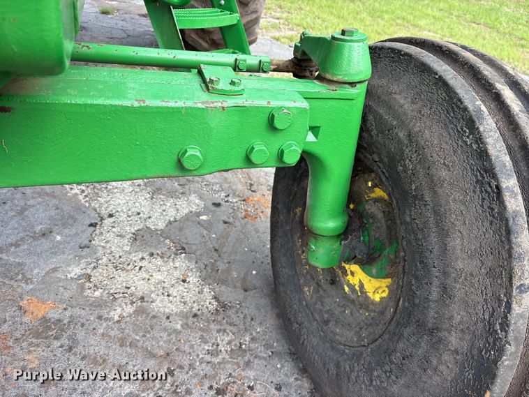 image for item ET0004 1975 John Deere 4430 tractor