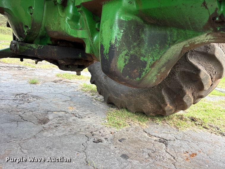 image for item ET0004 1975 John Deere 4430 tractor