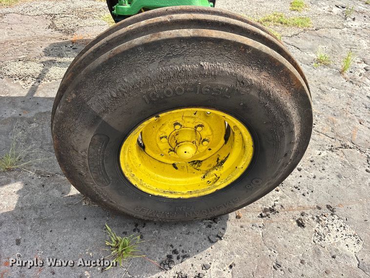 image for item ET0004 1975 John Deere 4430 tractor
