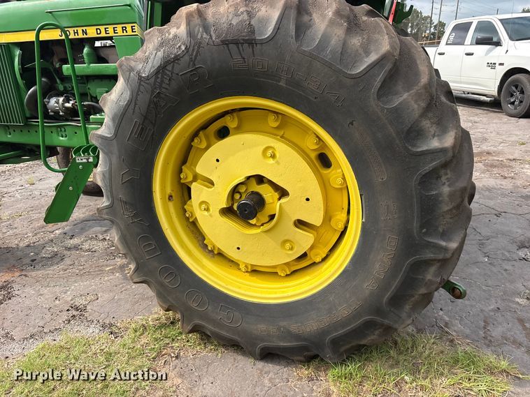 image for item ET0004 1975 John Deere 4430 tractor