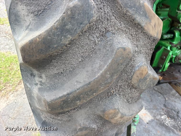 image for item ET0004 1975 John Deere 4430 tractor