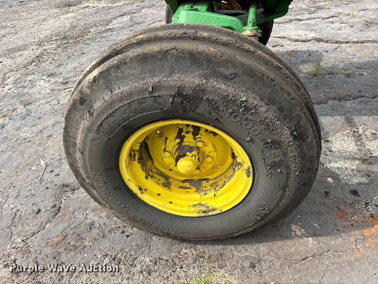 image for item ET0004 1975 John Deere 4430 tractor