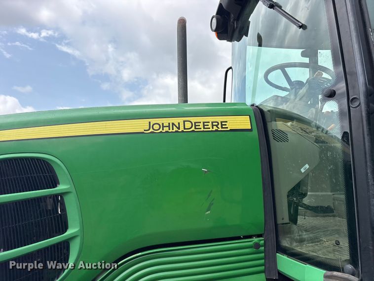 image for item ET0005 2011 John Deere 7130 MFWD tractor