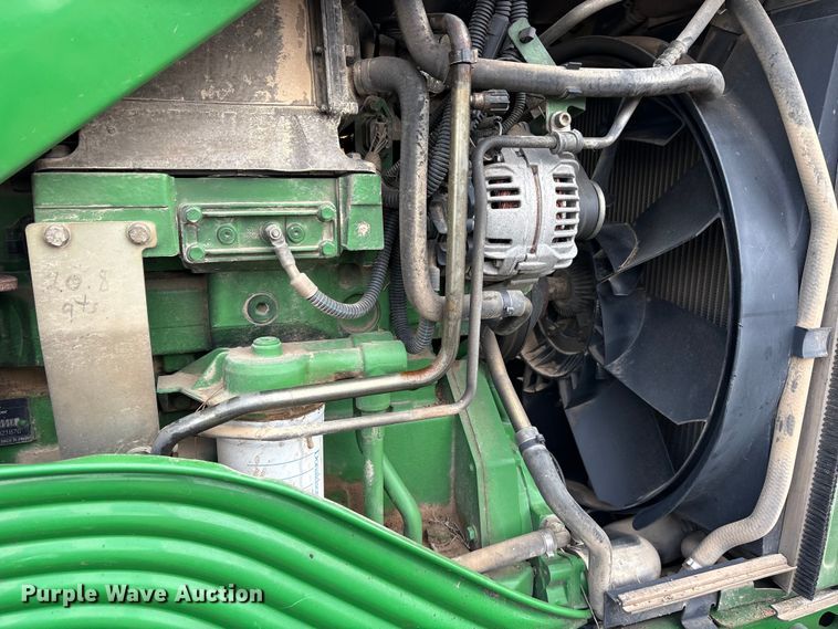 image for item ET0005 2011 John Deere 7130 MFWD tractor