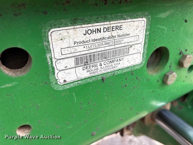 image for item ET0005 2011 John Deere 7130 MFWD tractor
