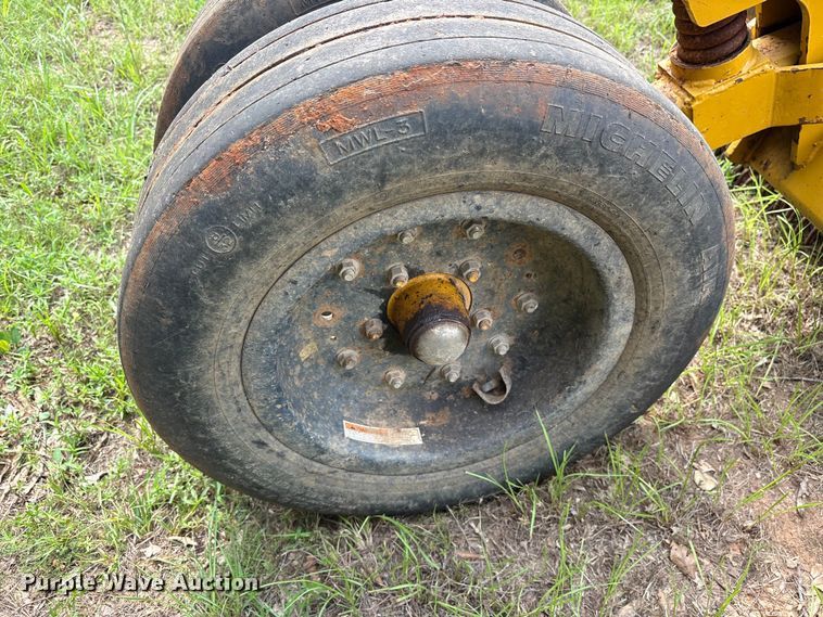 image for item ET0006 Bush Whacker ST189 Elite rotary mower