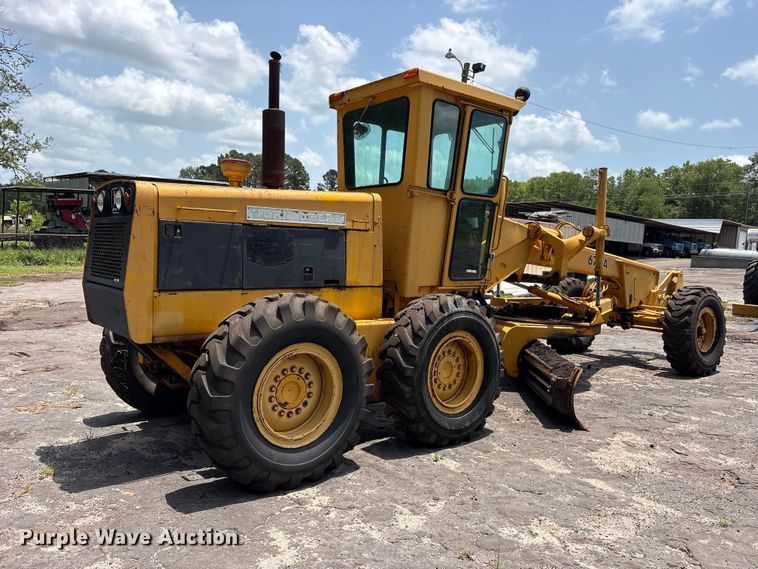 image for item ET0007 1981 John Deere 670A motor grader