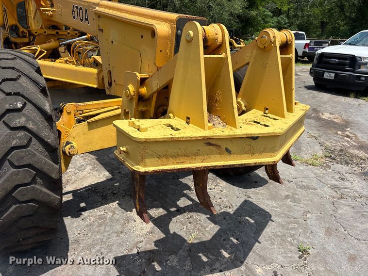 image for item ET0007 1981 John Deere 670A motor grader