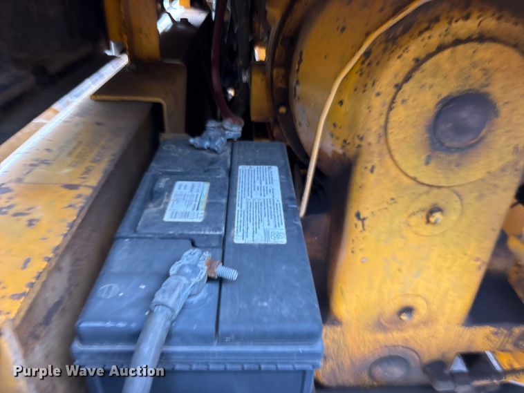 image for item ET0007 1981 John Deere 670A motor grader