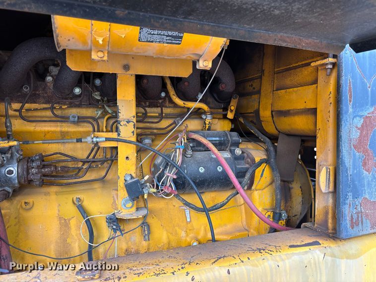 image for item ET0007 1981 John Deere 670A motor grader