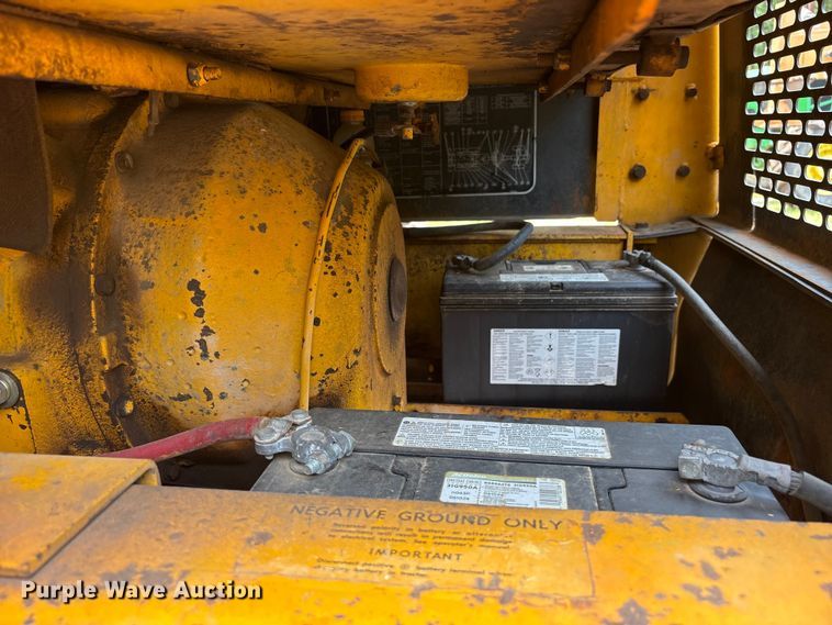 image for item ET0007 1981 John Deere 670A motor grader