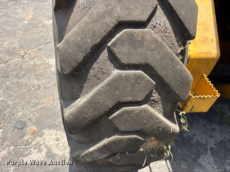 image for item ET0007 1981 John Deere 670A motor grader