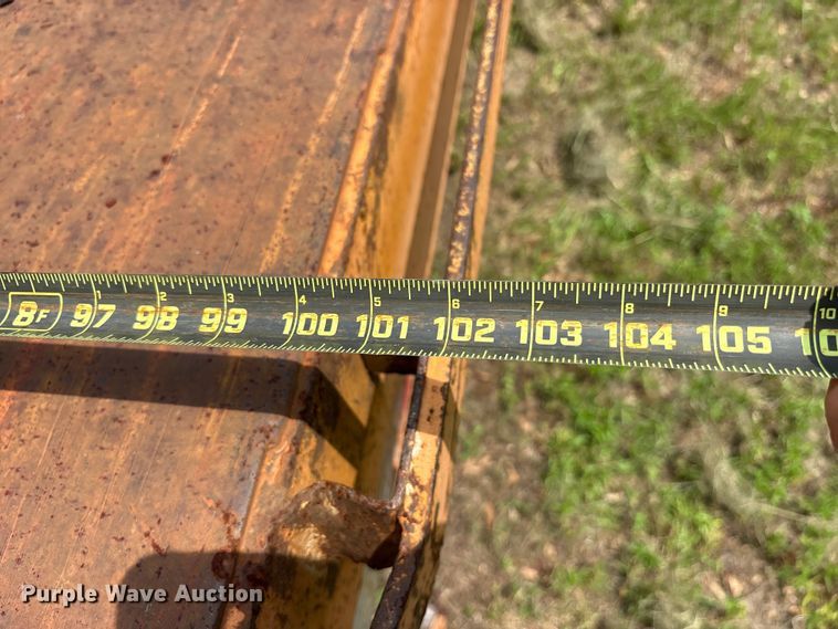 image for item ET0008 2009 Big Tex 3XGN-20+5 equipment trailer