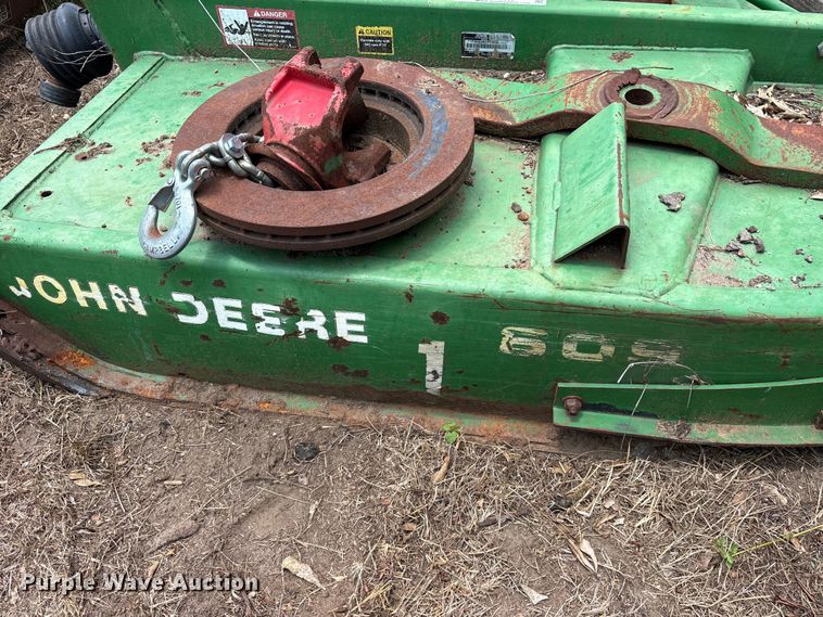image for item ET0011 2012 John Deere 609 rotary mower