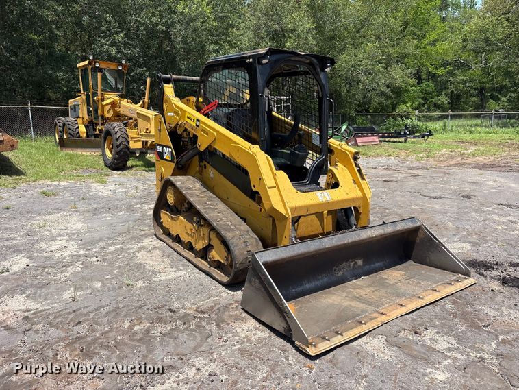 image for item ET0014 2016 Caterpillar 259D tracked skid steer loader