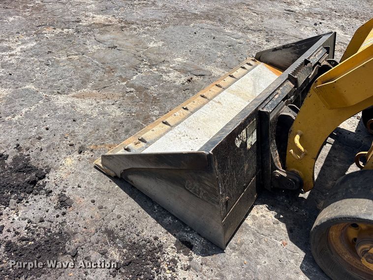 image for item ET0014 2016 Caterpillar 259D tracked skid steer loader