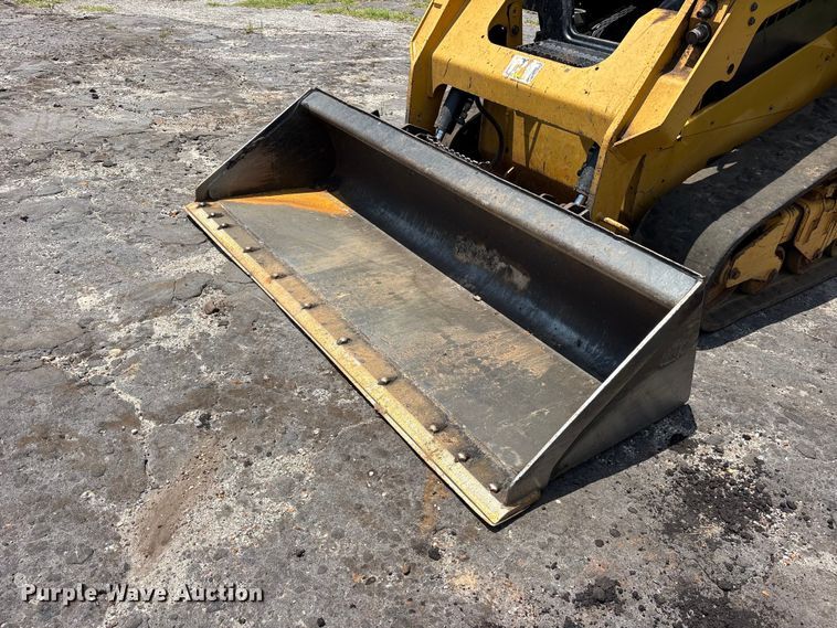 image for item ET0014 2016 Caterpillar 259D tracked skid steer loader