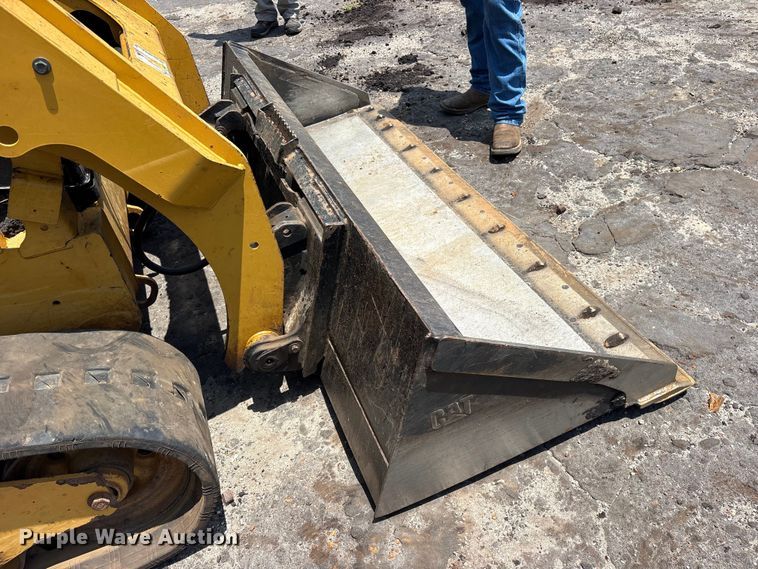 image for item ET0014 2016 Caterpillar 259D tracked skid steer loader