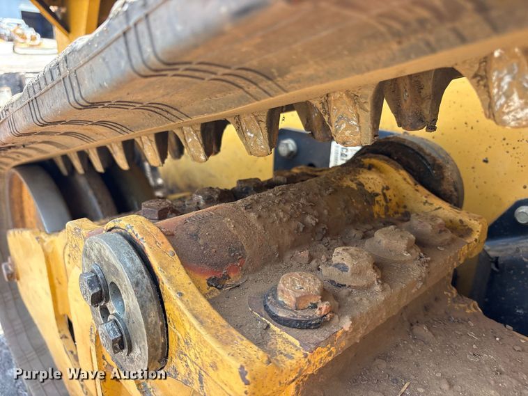 image for item ET0014 2016 Caterpillar 259D tracked skid steer loader