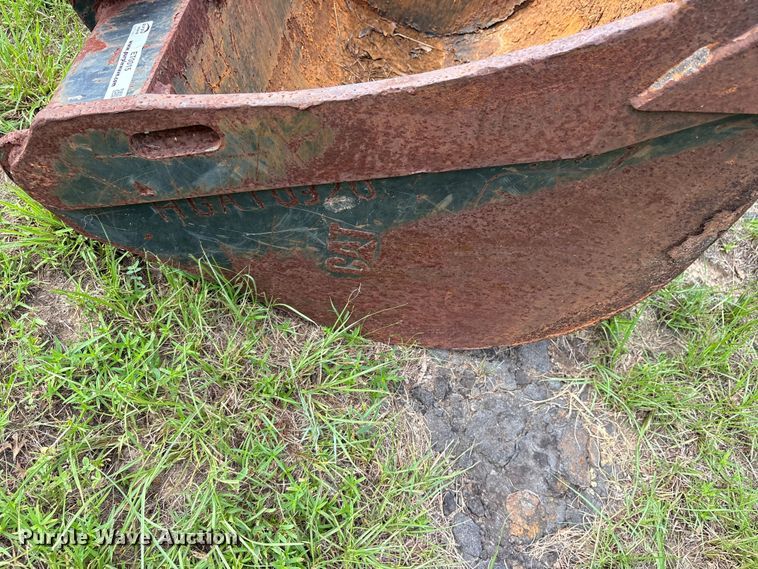 image for item ET0015 Caterpillar backhoe bucket