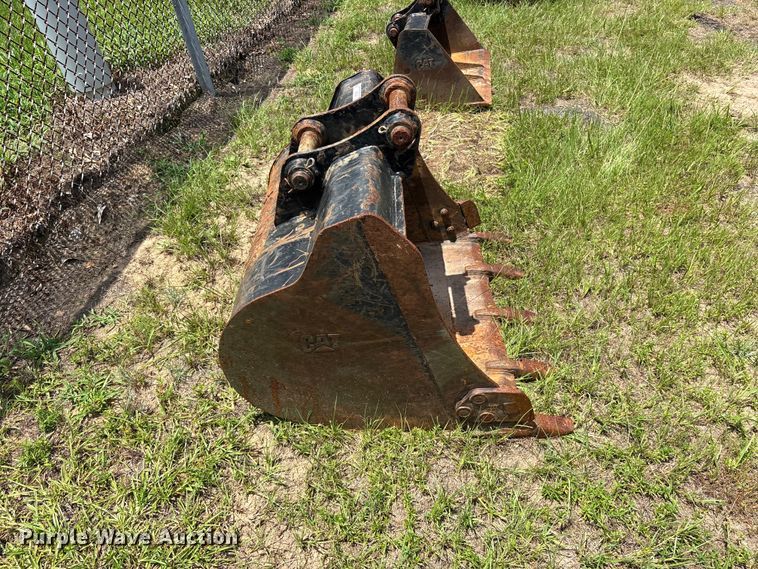 image for item ET0020 Caterpillar excavator bucket