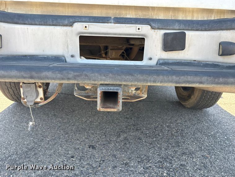 image for item ET0557 2006 Chevrolet Silverado 1500 pickup truck