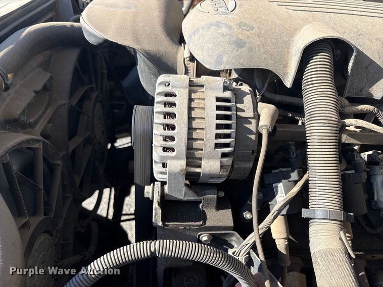image for item ET0557 2006 Chevrolet Silverado 1500 pickup truck
