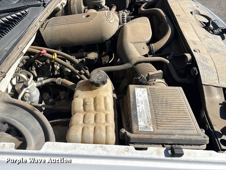image for item ET0557 2006 Chevrolet Silverado 1500 pickup truck