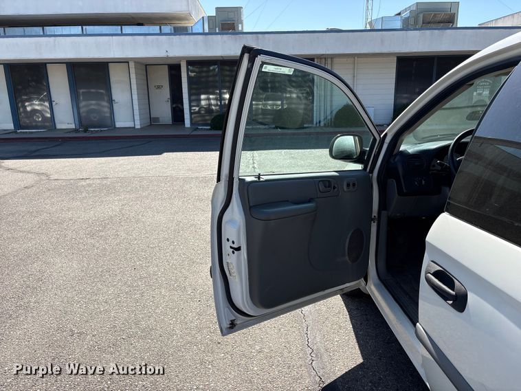 image for item ET0561 2007 Dodge Grand Caravan SUV