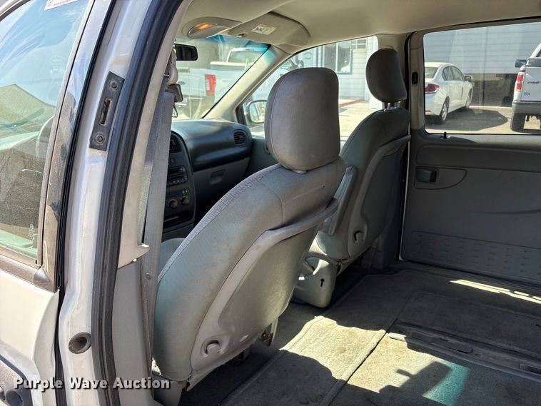 image for item ET0561 2007 Dodge Grand Caravan SUV