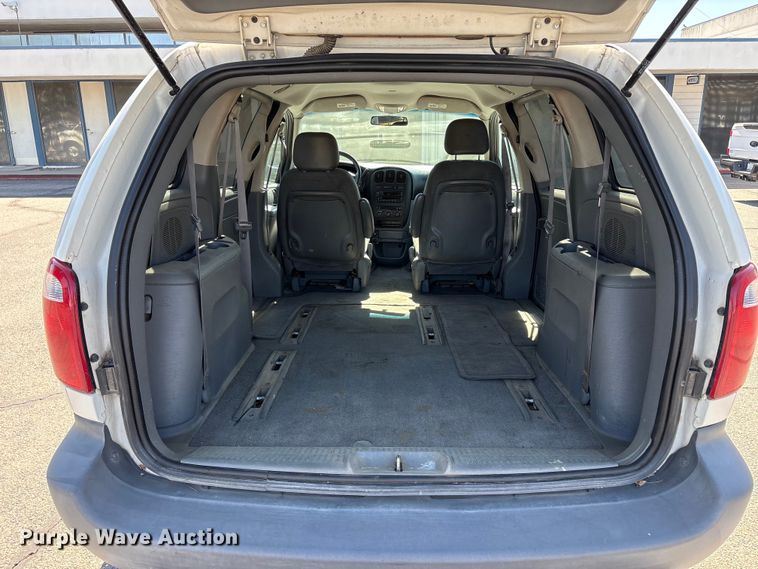 image for item ET0561 2007 Dodge Grand Caravan SUV