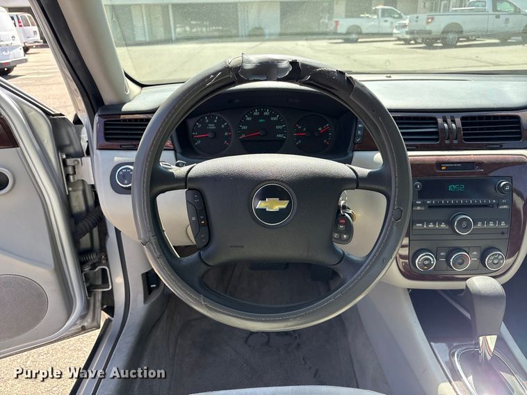 image for item ET0565 2011 Chevrolet Impala 