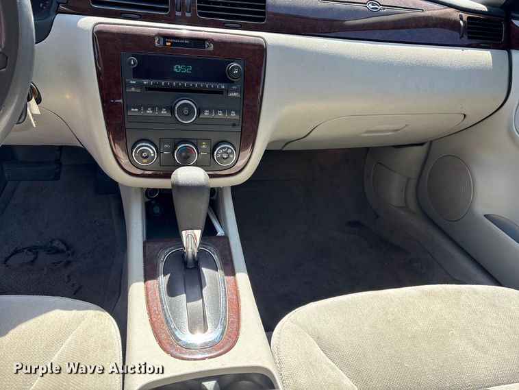 image for item ET0565 2011 Chevrolet Impala 