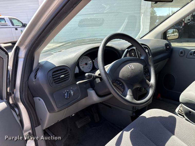 image for item ET0566 2007 Dodge Grand Caravan van