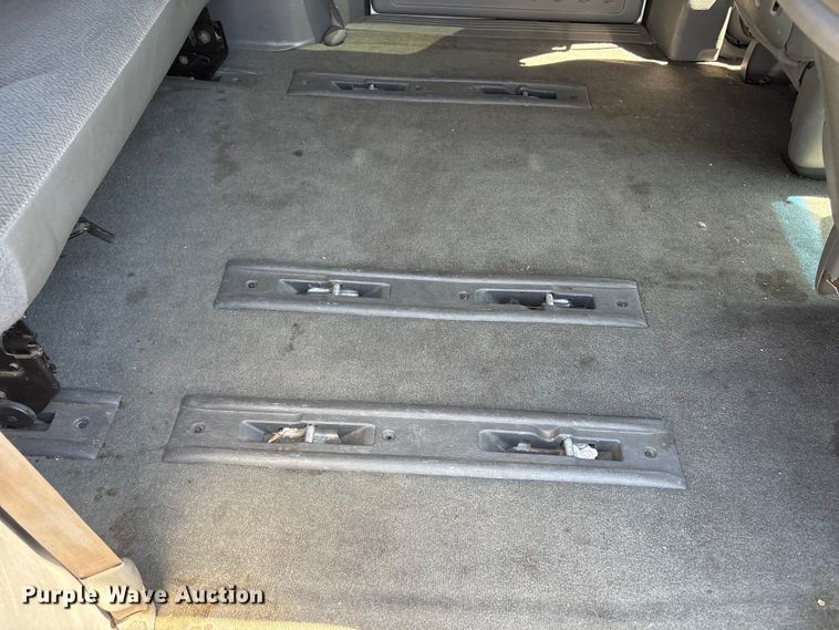 image for item ET0566 2007 Dodge Grand Caravan van