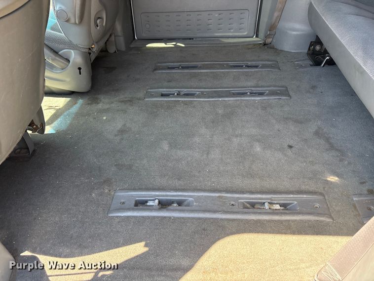 image for item ET0566 2007 Dodge Grand Caravan van