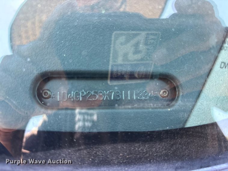 image for item ET0566 2007 Dodge Grand Caravan van