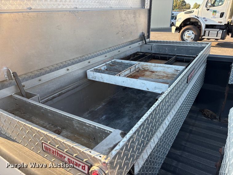 image for item ET0570 2008 Ford F150 pickup truck
