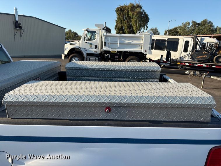 image for item ET0570 2008 Ford F150 pickup truck