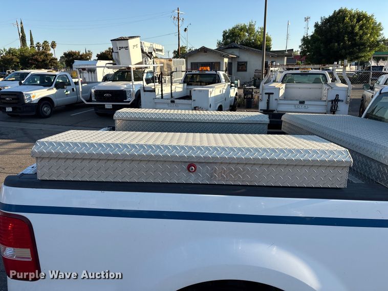 image for item ET0570 2008 Ford F150 pickup truck