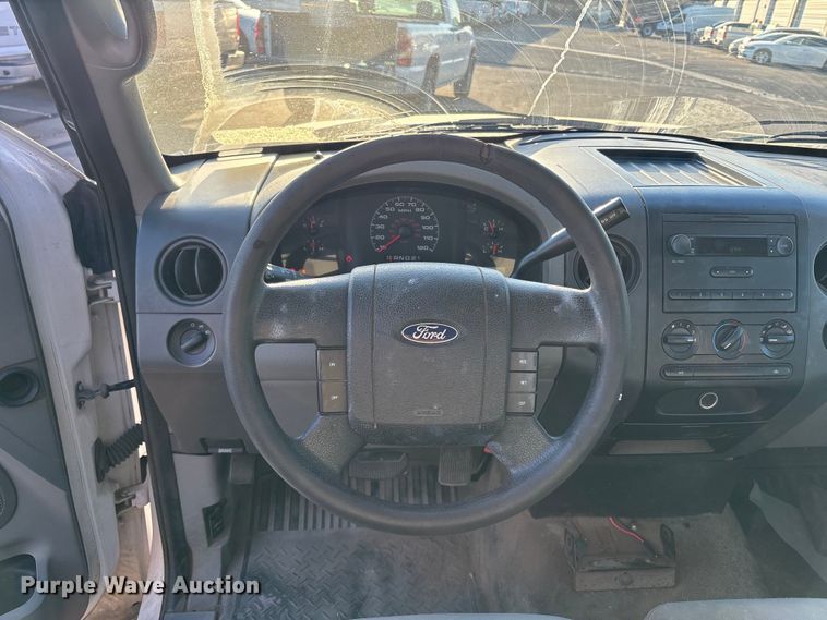 image for item ET0570 2008 Ford F150 pickup truck