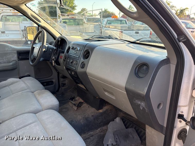 image for item ET0570 2008 Ford F150 pickup truck