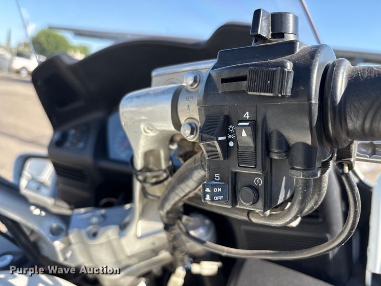 image for item ET0572 2014 Honda ST1300 motorcycle