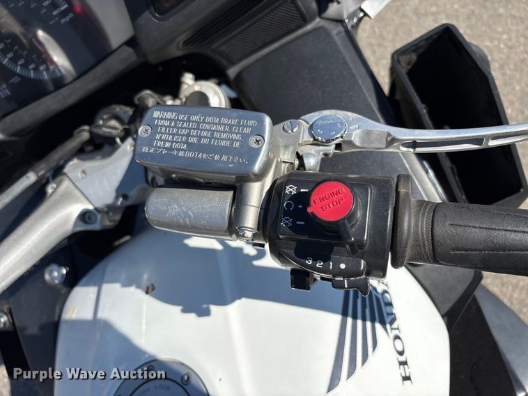 image for item ET0573 2014 Honda ST1300 motorcycle
