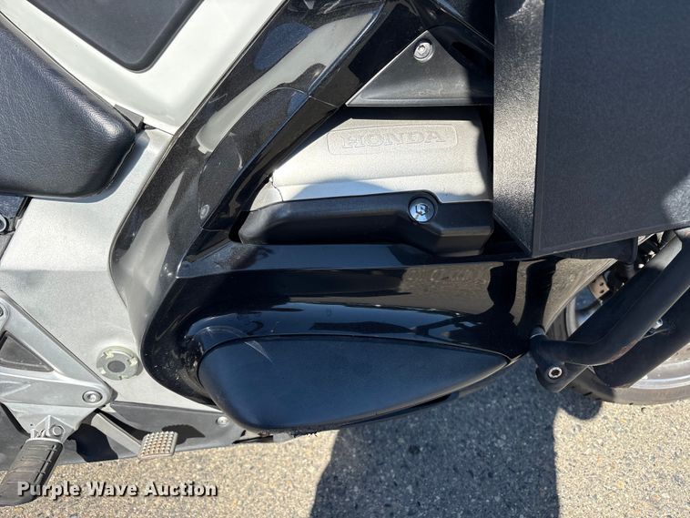 image for item ET0573 2014 Honda ST1300 motorcycle