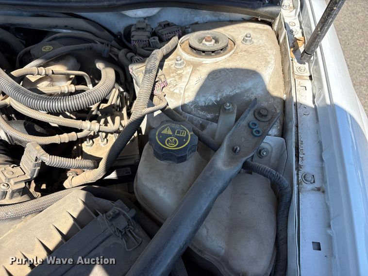 image for item ET0574 2016 Chevrolet Impala Limited Passenger vehicle